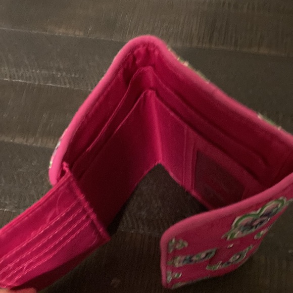 Vera Bradley Vintage Small Wallet - Picture 3 of 4